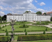 Дворец Аугартен (Augarten-Palais und Park)